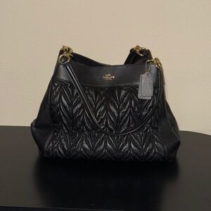 Coach Black Shoulder Bag Cross-stitch Pattern